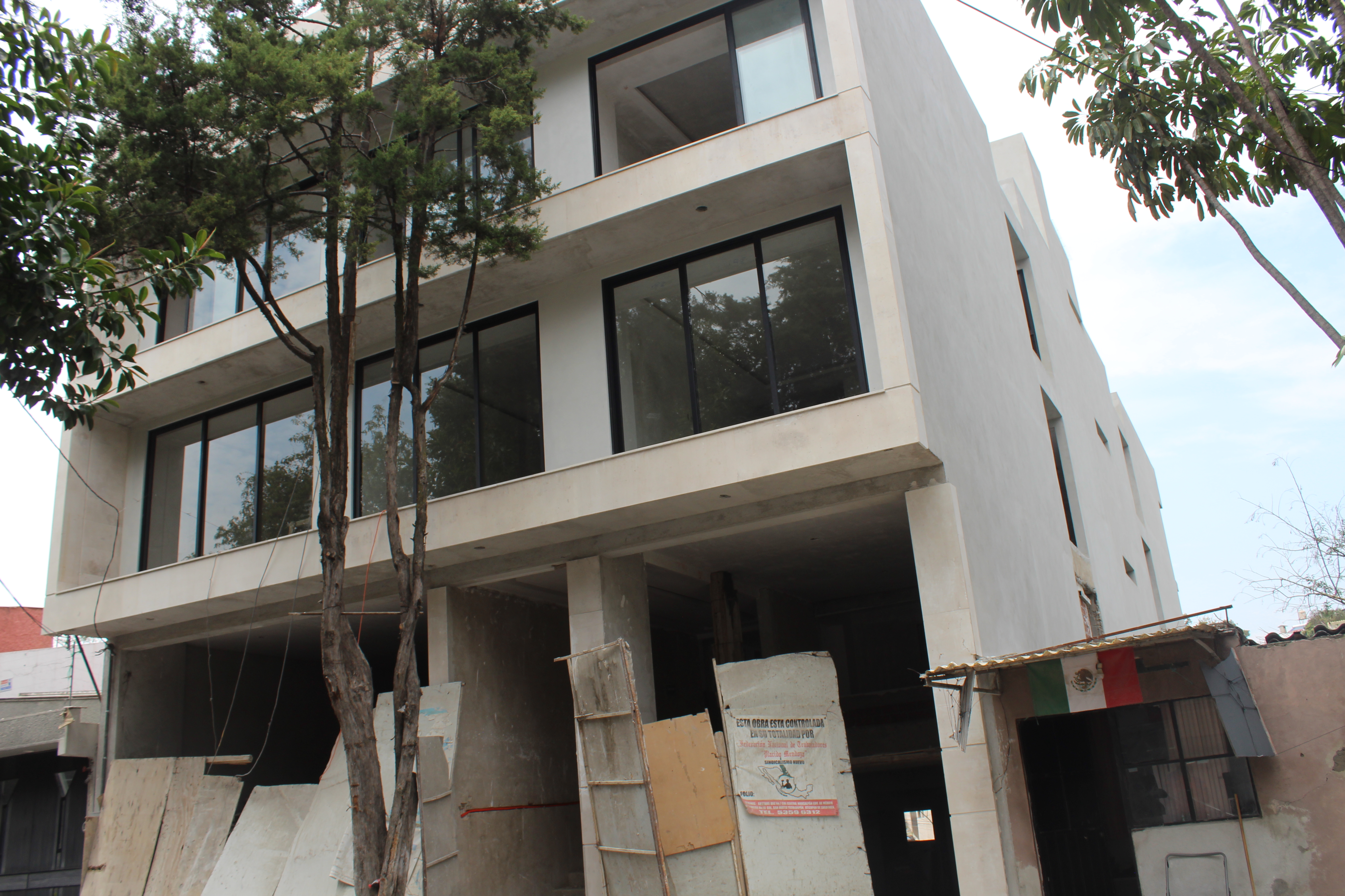 Fuente de Pirámides